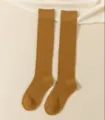 Calcetines altos amarillo mostaza para mujer, calidez invernal y estilo de moda - Talla única / Amarillo