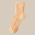 Weiche dicke pfirsichfarbene Korallenvlies-Socken für warme Füße zu Hause im Winter - Einheitsgröße / Orange