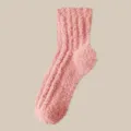 Gemütliche rosa Korallenvlies-Socken für winterliche Wärme und bequemes Relaxen - Einheitsgröße / Kirschrosa