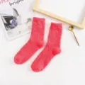 Calcetines de casa de forro polar coral rosa para mujer, cálidos y suaves para dormir. - Tallas 39-44 / Bottoms / Rojo sandía