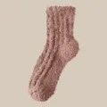 Gemütliche und weiche korallenfleece Socken in Staubrose für warme Wintertage zu Hause - Einheitsgröße / Braun