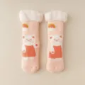 Gemütliche rosa Korallenfleece-Wintersocken mit Bärenmuster und flauschigem Bund. - Einheitsgröße / Erdbeerbär