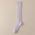 Weiche lavendelfarbene flauschige Overknee-Socken für Winterschlaf und Wärme zu Hause. - Einheitsgröße / Lila