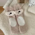 Zachte bruine koraalvlies sokken met schattig hondengezicht voor warme winteravonden - Eén maat / Beige