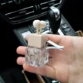 Car vent perfume bottle glass essential oil diffuser bottle with wooden cap and sticks - 1 Piece/Pack
