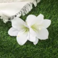 Pinza para el pelo con flor de lirio blanco para un peinado elegante de vacaciones - Pinza Pico de Pato Lirio (20#)