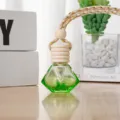 Green diamond car perfume bottle hanging ornament glass diffuser for vehicle interior decor. - 8ml / Green