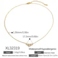 Collar de acero inoxidable chapado en oro con colgante de abeja de circonita y medidas - Estilo Circonia de Abejita (XL32319)