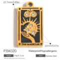 Vergulde roestvrijstalen tarotkaart hanger De Magiër met kristallen - De Magiër (PJ94320)