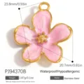 Detailreicher rosa Emaille-Blumenanhänger aus Edelstahl mit Maß- und Gewichtsinfos - Blumenstil (PJ94370B) / 23.8x20.7mm / Rosa