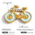 Vergoldeter Edelstahl-Fahrradanhänger mit hellblauem Email und Strasssteinen - Fahrradstil (PJ94354C) / 16.4x10.1mm / Blau