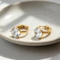 Elegantes pendientes de aro S925 bañados en oro con circonita redonda tipo solitario - Plata 925 / Dorado