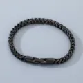 Pulsera de cadena de metal negro con cierre seguro, diseño pulido elegante hombres y mujeres. - 5mm Ancho 21cm Largo / Negro