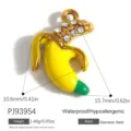 Ciondolo a banana in smalto giallo in acciaio inossidabile con strass bianchi. - Pendente a Forma di Banana (PJ93954)