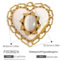 Pendentif cœur en acier inoxydable vintage avec pierre œil de chat et émail blanc - Style Cœur Opale Base Blanche Bord Vague Creux (PJ93892A) / 50mm x 50mm
