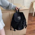 Zaino versatile in nylon nero con coulisse e ricamo MUTING per studenti universitari - Nero