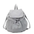 Hellgrauer Nylon-Rucksack mit Kordelzug und mehreren praktischen Außentaschen - Blau