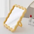 Espejo de maquillaje de escritorio ondulado amarillo espejo cosmético portátil dormitorio - Amarillo