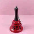 Llavero de campana de escritorio roja novedosa con texto grabado, regalo divertido. - Llaveros de cascabel rojo sex
