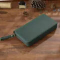 Grüne Geldbörse Etui aus vollnarbigem Leder mit Reißverschluss für Notizbuch und Stifte - Ohne Einlage / Crazy Horse Dunkelgrün