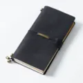 Black leather traveler notebook with elastic band and metal charm, vintage design notepad. - Regular Fit / Crazy Horse Black