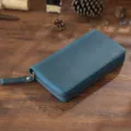 Hochwertige Vollleder Reißverschluss Planer Abdeckung und Federtasche in elegantem Blau. - Ohne Einlage / Crazy Horse Bläulich