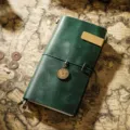Vintage green leather traveler notebook with clock pendant and metal clip retro diary. - Regular Fit / Dark Green