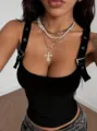 Zwarte tanktop met verstelbare bandjes, stijlvolle streetwear look voor de zomer. - S / Tops / Zwart
