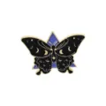 Épingle en émail papillon créatif avec motifs de lune et d'étoiles sur base violette - Style Papillon Lune Étoile Noir Violet (XZ3416)