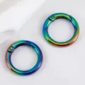 Anillo de resorte arcoíris de 25mm de aleación para joyería DIY y llaveros - 25mm (10 Piezas/Paquete) / Arcoíris