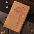 Tarjeta de felicitación vintage de papel kraft con rosa cortada con láser para amigos - Ramo de Flores Rosa (S316)