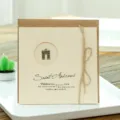 Tarjeta de felicitación Zakka vintage hecha a mano con dije de metal y lazo de cordel - Estilo Triomphe / Con sobre