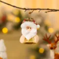 Kerstman pluche hanger met gouden belletje aan een takje - Rood en groen grote bel stijl (Kerstman)