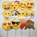 Set creativo di vari oggetti di scena per foto emoji per decorazioni di feste e matrimoni - Taglia unica / Set Emoji 12 Pezzi
