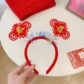 Diadema festiva roja del Año Nuevo Chino con caracteres de la suerte y detalles de oropel - Diadema Nudo Chino de Prosperidad / Talla única