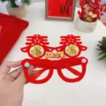 Gafas festivas rojas de Año Nuevo chino con purpurina dorada y caracteres de suerte - Montura de Gafas Sobre Rojo / Talla única