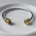Edelstahl Kabel Armreif zweifarbig Gold Silber gedrehte Draht Geburtsstein Kristall - März