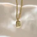 Minimalistische 18K Gold Edelstahl Buchstabe J quadratische Anhänger Halskette, Mode Schmuck. - Buchstabe J / Gold