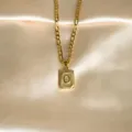 Goldene Edelstahl Buchstabe O Halskette Variante, Stilvoller Block Anhänger Kette. - Buchstabe O / Gold