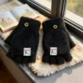 Eleganti guanti neri in pelliccia sintetica mezza dita con risvolto caldi per studenti. - Taglia unica / Stile Etichetta Nera