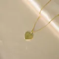 Goldene edelstahl sonnenstrahl herz buchstabe e halskette minimalistischer schmuck damen - Halskette mit strahlendem Herz und Buchstabe E