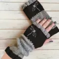 Damen Winter Strick fingerlose Handschuhe Armwärmer schwarz grau gestreift bestickt warm - Libelle Schwarz
