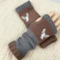 Modische Herbst Winter Strick fingerlose Handschuhe in braun grau mit warmem Vogelmuster - Adler Khaki