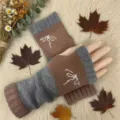 Herbst Winter Strick fingerlose Handschuhe warme Patchwork bestickte Libelle Damen Herren. - Libelle Khaki