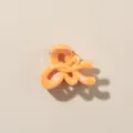 Piccola molletta per capelli a fiocco arancione perlato da 2,7 cm con finitura lucida. - Stile Nodo a Farfalla Lineare / 2.7cm / Arancione Chiaro