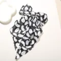 Lazo para el pelo de Halloween con estampado de fantasmas blancos sobre satén negro - Blanco Fantasma