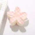 Pinza para el pelo con forma de flor de plumeria y estampado de cuadros rosa dulce - A Granel (Sin Embalaje) / #8 Rosa Claro de Cuadros