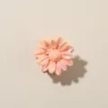 Mini fermaglio per capelli a margherita color pesca cangiante per frangia e ciocche. - Stile Margherita / 2.5cm / Rosa Corallo Perlato