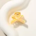 Elegante molletta per capelli a fiocco giallo perlato per donne, ideale per lo styling - Modello a fiocco / 3cm / Giallo Perlato