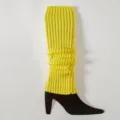 Helle gelbe Strick Beinwärmer für Damen, gemütliche Winter Stiefelsocken mit Rippenmuster. - Einheitsgröße / Gelb
